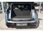 Peugeot e-5008 GT Avantage 73 kWh | Warmtepomp | 360 graden camera | Alcantara stoelen met elektrische functie |