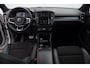 Volvo XC40 T5 262PK Automaat Recharge R-Design / BLIS / Stoel - en stuurwielverwarming / Leder met alcantara interieur / Parkeersensoren met 360 camera / Keyless entry / Elektrische stoelen met geheugen / Panoramadak / Harman kardon