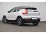 Volvo XC40 T5 262PK Automaat Recharge R-Design / BLIS / Stoel - en stuurwielverwarming / Leder met alcantara interieur / Parkeersensoren met 360 camera / Keyless entry / Elektrische stoelen met geheugen / Panoramadak / Harman kardon