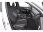 Volvo XC40 T5 262PK Automaat Recharge R-Design / BLIS / Stoel - en stuurwielverwarming / Leder met alcantara interieur / Parkeersensoren met 360 camera / Keyless entry / Elektrische stoelen met geheugen / Panoramadak / Harman kardon