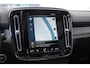 Volvo XC40 T5 262PK Automaat Recharge R-Design / BLIS / Stoel - en stuurwielverwarming / Leder met alcantara interieur / Parkeersensoren met 360 camera / Keyless entry / Elektrische stoelen met geheugen / Panoramadak / Harman kardon