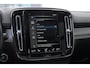 Volvo XC40 T5 262PK Automaat Recharge R-Design / BLIS / Stoel - en stuurwielverwarming / Leder met alcantara interieur / Parkeersensoren met 360 camera / Keyless entry / Elektrische stoelen met geheugen / Panoramadak / Harman kardon