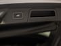 Land Rover Range Rover Velar 2.0 P250 Turbo AWD R-Dynamic 251Pk Automaat (APPLE CARPLAY, GROOT NAVI, MEMORY SEATS, LEDER, CAMERA, ZWART HEMEL, ELEK ACHTERKLEP, GETINT GLAS, NIEUWSTAAT)