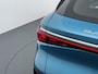 BYD Atto 3 60kWh 204pk Design SOH 94% Pano-dak Leer+Elektr.Verst. Warmtepomp Adaptieve Cruise 360°Camera Apple Carplay Android Auto Elektr.Achterklep Design Verkeersbord detectie WiFi DAB Led Rijstrooksensor Keyless Smartphone Entry Fabrieksgarantie tot 20-12-2030/150.000km Garantie. Op de LFP Accu tot 20-12-2030/200.000km €44.000,- Nieuw!