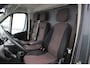 Peugeot Boxer 335 2.2 HDI L4 Paardenwagen 131PK B Rijbewijs 2 Paards Paardentruck Super Compleet Top onderhouden Airco Cruise Control Achteruitrijcamera Camera Bij Paarden