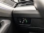 Volkswagen Passat Variant 1.4 TSI GTE Highline 218Pk Automaat (PANORAMADAK, NAVIGATIE, LEDER/ALCANTARA, STOELVERWARMING, SPORTSTOELEN, ADAPTIVE CRUISE, GETINT GLAS, KEYLESS, TREKHAAK, NIEUWE APK, NIEUWSTAAT)