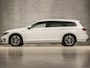 Volkswagen Passat Variant 1.4 TSI GTE Highline 218Pk Automaat (PANORAMADAK, NAVIGATIE, LEDER/ALCANTARA, STOELVERWARMING, SPORTSTOELEN, ADAPTIVE CRUISE, GETINT GLAS, KEYLESS, TREKHAAK, NIEUWE APK, NIEUWSTAAT)