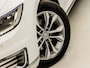 Volkswagen Passat Variant 1.4 TSI GTE Highline 218Pk Automaat (PANORAMADAK, NAVIGATIE, LEDER/ALCANTARA, STOELVERWARMING, SPORTSTOELEN, ADAPTIVE CRUISE, GETINT GLAS, KEYLESS, TREKHAAK, NIEUWE APK, NIEUWSTAAT)