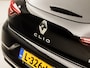 Renault Clio 1.6 E-Tech Hybrid 140 Initiale Paris 141Pk Automaat (VIRTUAL COCKPIT, APPLE CARPLAY, GROOT NAVI, LEDER, CLIMATE, STOELVERWARMING, SPORTSTOELEN, ADAPTIVE CRUISE, BOSE AUDIO, CAMERA, KEYLESS, NIEUWSTAAT)