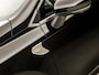Renault Clio 1.6 E-Tech Hybrid 140 Initiale Paris 141Pk Automaat (VIRTUAL COCKPIT, APPLE CARPLAY, GROOT NAVI, LEDER, CLIMATE, STOELVERWARMING, SPORTSTOELEN, ADAPTIVE CRUISE, BOSE AUDIO, CAMERA, KEYLESS, NIEUWSTAAT)