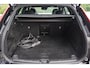 Volvo XC60 2.0 Recharge T6 AWD R-Design | Elektrische bestuurdersstoel met geheugen | Stoel- en stuurverwarming | Parkeercamera achter