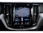 Volvo XC60 2.0 Recharge T6 AWD R-Design | Elektrische bestuurdersstoel met geheugen | Stoel- en stuurverwarming | Parkeercamera achter