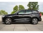 Volvo XC60 2.0 Recharge T6 AWD R-Design | Elektrische bestuurdersstoel met geheugen | Stoel- en stuurverwarming | Parkeercamera achter