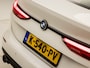 BMW 2-serie Gran Coupé 218i Sport Automaat (APPLE CARPLAY, M STUUR, GROOT NAVI, LEDER, SFEERVERLICHTING, SPORTSTOELEN, DAB+, CRUISE, LED KOPLAMPEN, NIEUWSTAAT)