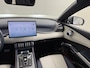 BYD Atto 3 60kWh Design SOH 99% Pano-dak Leer+Elektr.Verst. Warmtepomp Adaptieve Cruise 360°Camera Apple Carplay Android Auto Elektr.Achterklep Design Verkeersbord detectie WiFi DAB Led Rijstrooksensor Keyless Smartphone Entry Fabrieksgarantie tot 20-12-2030/150.000km Garantie op de LFP Accu tot 20-12-2030/200.000km €44.000,- Nieuw!