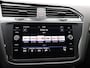 Volkswagen Tiguan Allspace 1.5 TSI Highline Business R 7p. DSG 150 PK | Automaat | Navigatie | Camera | Virtual Cockpit | LED | Parkeerhulp | Elektrische achterklep | Spiegelpakket | Adaptive Cruise Control | Apple Carplay | Android Auto |