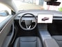 Tesla Model 3 RWD/ Afneembare trekhaak/ Warmtepomp/ LFP Accu/ 1 Eigenaar/ Origineel NL/ NAP