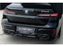 BMW 7-Serie M760e xDrive M-sport Pro Sky Lounge KristalKopl. Connois.Pakket Exe.LoungePakket Achteras. Bomvol!