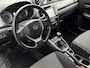 Suzuki Vitara 1.4 Boosterjet Select Smart Hybrid Climate Control | Afneembare Trekhaak | Adaptieve Cruise Control | Apple CarPlay & Android Auto | Achteruitrijcamera | Lichtmetalen Velgen | Stoelverwarming | 36 maanden BOVAG garantie