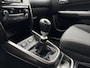 Suzuki Vitara 1.4 Boosterjet Select Smart Hybrid Climate Control | Afneembare Trekhaak | Adaptieve Cruise Control | Apple CarPlay & Android Auto | Achteruitrijcamera | Lichtmetalen Velgen | Stoelverwarming | 36 maanden BOVAG garantie