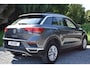 Volkswagen T-Roc 1.5 TSI 150PK DSG Style NAVI/PDC/CARPLAY
