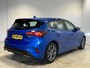 Ford Focus 1.0 EcoBoost Hybrid ST Line | Navigatie/Android/Apple Carplay | LM Velgen 17" | Parkeersensoren Voor en Achter | Cruise Control | Airco |