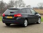 Peugeot 308 SW 1.2 PureTech B.L. 110pk Executive - Gris Haria - Panorama/Carplay
