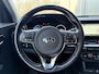 Kia e-Niro DynamicPlusLine 64 kWh 1e Eigenaar | Kia dealer onderhouden | Navi | Metallic lak |  Fabrieksgarantie t/m 30-4-2028 + 3x 1 jaar* | NAP
