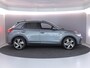Volkswagen T-Roc 1.5 TSI R-Line 150 pk Automaat (DSG) | Verlengde garantie | Navigatie | Parkeersensoren (Park assist) | Achteruitrijcamera | Stoelverwarming | R-Line |