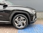 Hyundai Tucson 1.6 T-GDI PHEV Comfort 4WD / Dealer onderhouden / Navigatie / Apple carplay & Android auto / Stoelverwarming / Adaptieve cruise control / Climate control / 19" Licht metalenvelgen /