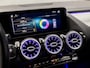 Mercedes-Benz B-klasse 250 e AMG Sport 218Pk Automaat (APPLE CARPLAY, GROOT NAVI, SFEERVERLICHTING, CAMERA, LEDER/ALCANTARA, TREKHAAK, STOELVERWARMING, WIDESCREEN, NIEUWSTAAT)