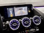Mercedes-Benz B-klasse 250 e AMG Sport 218Pk Automaat (APPLE CARPLAY, GROOT NAVI, SFEERVERLICHTING, CAMERA, LEDER/ALCANTARA, TREKHAAK, STOELVERWARMING, WIDESCREEN, NIEUWSTAAT)