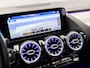 Mercedes-Benz B-klasse 250 e AMG Sport 218Pk Automaat (APPLE CARPLAY, GROOT NAVI, SFEERVERLICHTING, CAMERA, LEDER/ALCANTARA, TREKHAAK, STOELVERWARMING, WIDESCREEN, NIEUWSTAAT)
