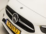 Mercedes-Benz B-klasse 250 e AMG Sport 218Pk Automaat (APPLE CARPLAY, GROOT NAVI, SFEERVERLICHTING, CAMERA, LEDER/ALCANTARA, TREKHAAK, STOELVERWARMING, WIDESCREEN, NIEUWSTAAT)