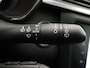 Renault Kadjar TCe 140pk Intens | Climate control | Dodehoeksensor | Achteruitrijcamera met parkeersensoren voor/achter | Trekhaak