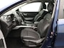 Renault Kadjar TCe 140pk Intens | Climate control | Dodehoeksensor | Achteruitrijcamera met parkeersensoren voor/achter | Trekhaak