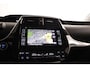 Toyota Prius 1.8 Dark Edition | Navigatie | Parkeer sensoren | head-up display |