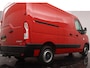Renault Master T33 2.3 dCi 150PK L1H1 Energy 3-persoons - Airco - Camera - Parkeersensoren - Trekhaak - Nieuwe laadvloer - 12 maanden garantie