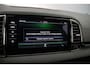 Skoda Karoq Sportline Business 1.5 TSI 150pk DSG Automaat Trekhaak, Panoramadak, Achteruitrijcamera, Adaptive cruise control, Navigatie, Elektrische achterklep