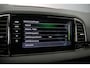 Skoda Karoq Sportline Business 1.5 TSI 150pk DSG Automaat Trekhaak, Panoramadak, Achteruitrijcamera, Adaptive cruise control, Navigatie, Elektrische achterklep