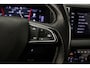 Skoda Karoq Sportline Business 1.5 TSI 150pk DSG Automaat Trekhaak, Panoramadak, Achteruitrijcamera, Adaptive cruise control, Navigatie, Elektrische achterklep