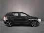 Skoda Karoq Sportline Business 1.5 TSI 150pk DSG Automaat Trekhaak, Panoramadak, Achteruitrijcamera, Adaptive cruise control, Navigatie, Elektrische achterklep