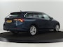 Skoda Octavia 1.0 e-TSI Business Edition Plus | Leder/Alcantara | Achterbankverwarming | Trekhaak | Adaptive cruise | Camera | Sfeerverlichting | Stoelverwarming | Carplay | Park Assist | Memory