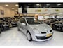 Renault Clio 1.2-16V Rip Curl Bovag garantie