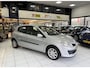 Renault Clio 1.2-16V Rip Curl Bovag garantie