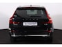 Volvo XC60 T6 Recharge AWD Core Bright - LONG RANGE - Panorama/schuifdak - IntelliSafe Assist - Adaptieve LED koplampen - Parkeercamera achter - Verwarmde voorstoelen, stuur & achterbank - Parkeersensoren voor & achter - Trekhaak wegklapbaar - 18' LMV