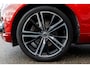 Volvo XC60 2.0 T5 AWD R-Design Panoramadak I Luchtvering I Stuur & stoelverwarming I Bowers & Wilkins I Trekhaak I NL Auto I NAP