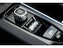 Volvo XC60 2.0 T5 AWD R-Design Panoramadak I Luchtvering I Stuur & stoelverwarming I Bowers & Wilkins I Trekhaak I NL Auto I NAP