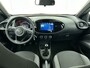 Toyota Aygo X 1.0 VVT-i MT Play | 1e Eigenaar | BTW'er | Nieuw Geleverd en Onderhouden | Apple Carplay / Android auto |