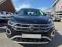 Volkswagen T-Roc 1.5 TSI Style Automaat RIJKLAAR!